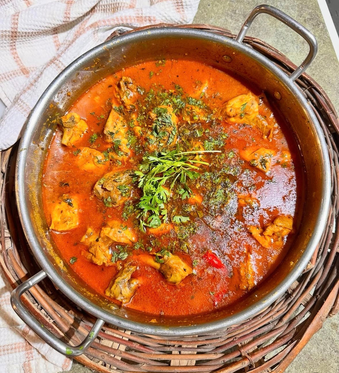 Tari Wala Chicken (a.k.a Chicken Curry)